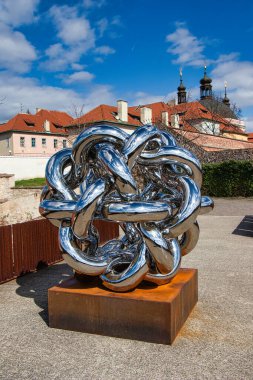 Lukas Rais 'in açık hava heykelleri Bastion Garden' da 