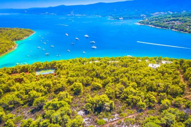 Hırvatistan ve Hvar adasının deniz manzarası harika.