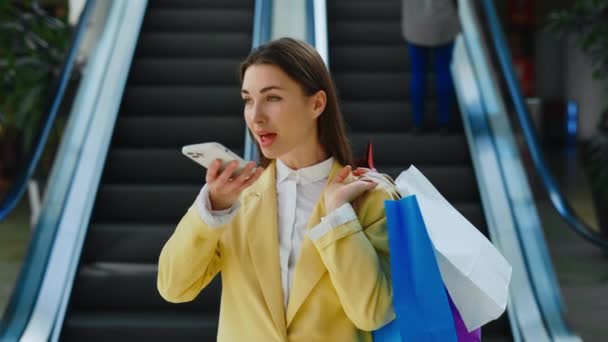 Smiling Woman Customer Feeling Happy Shopping Making Voice Message Her — Vídeo de Stock