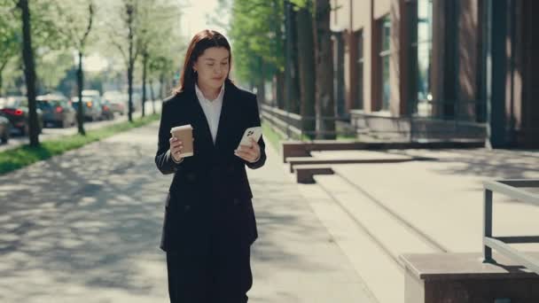 Smiled Business Woman Wearing Formal Suit Coffee Break Going Holding — Video Stock