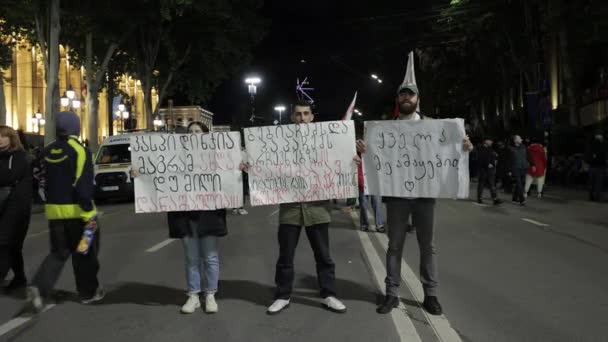 Tbilisi Georgia 12Th May 2024 Protestors Hold Signs Georgian Script — стоковое видео