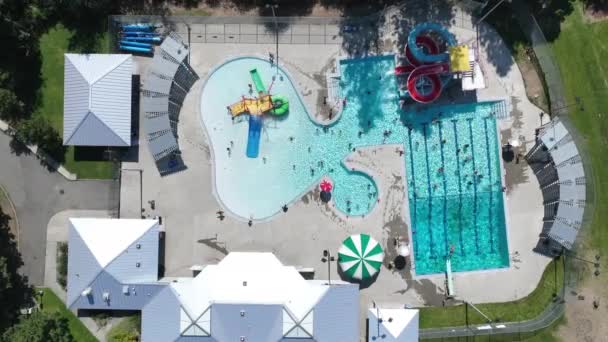 Bazén Lidé Plavat Výpadek Nad Drone Rekreace Zábava — Stock video