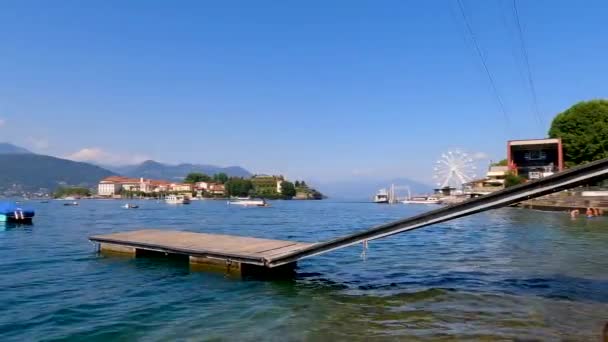 Molo Nad Jeziorem Maggiore Isolą Bella Kolejką Linową — Wideo stockowe