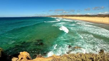 Portekiz 'de plaj ve deniz