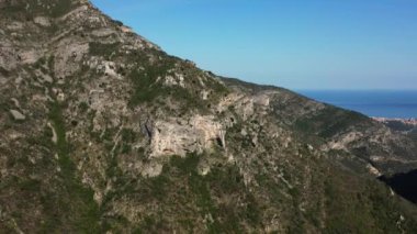 İHA 'dan görünen panoramik Ligurian iç bölgeleri
