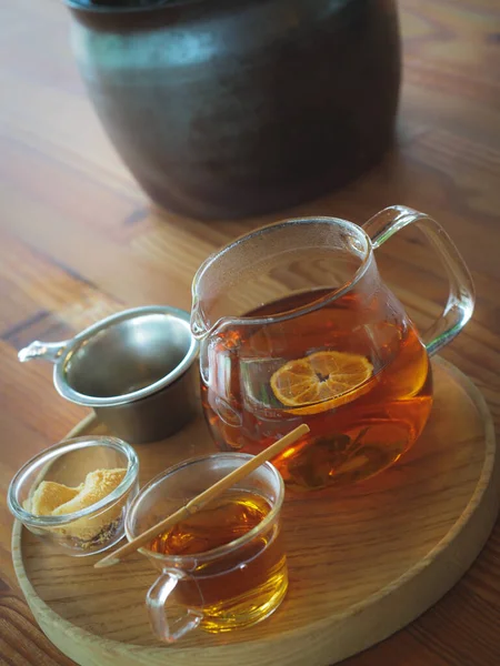 Traditioneller Südkoreanischer Mandarinen Tee Von Der Insel Jeju lizenzfreie Stockfotos