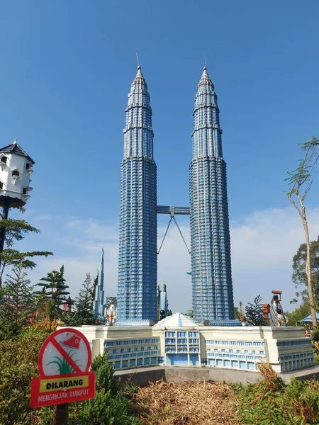Bandung Indonesia Junio 2023 Miniatura Thepetronas Towers Situado Mini Manía —  Fotos de Stock