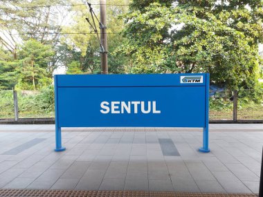 Kuala lumpur, Malezya-Ağustos 12 2023: Sentul LRT istasyonu. Rapid Raillocated InSentul, Kuala Lumpur, Malezya. 