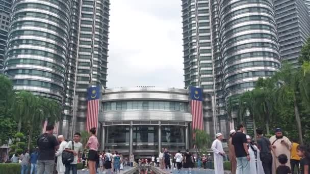 Kuala Lumpur Malaysia August 2023 Thepetronas Towersor Menara Berkembar Petronasal — Stock Video