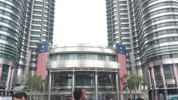 Kuala Lumpur Malaysia August 2023 Thepetronas Towersor Menara Berkembar Petronasal — Stock Video