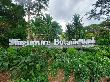 Botanik bahçesi, Singapur-14 Ağustos 2023 Singapur Botanik Bahçeleri. Singapur 'daki Meyve Bahçesi Yolu Alışveriş Bölgesi' nde bulunan 164 yıllık bir tropikal bahçe..