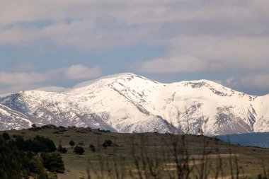 Dağların güzel manzarası