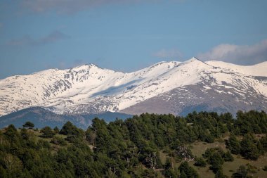 Dağların güzel manzarası