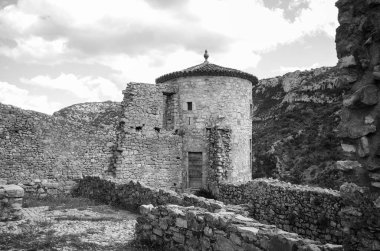 Kadim Cadiz ilinin kalesinin kalıntıları. İspanya