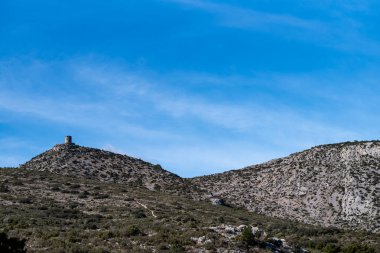 İsrail 'in kuzeyindeki Akdeniz' deki Yunan adasının antik kentinin kalıntıları.