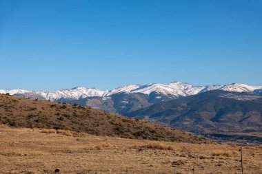 İsrail 'in kuzeyindeki dağın güzel manzarası.