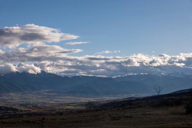 Dağların güzel manzarası