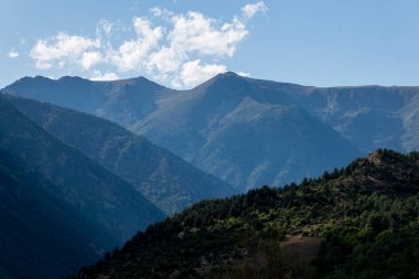 Dağların güzel manzarası