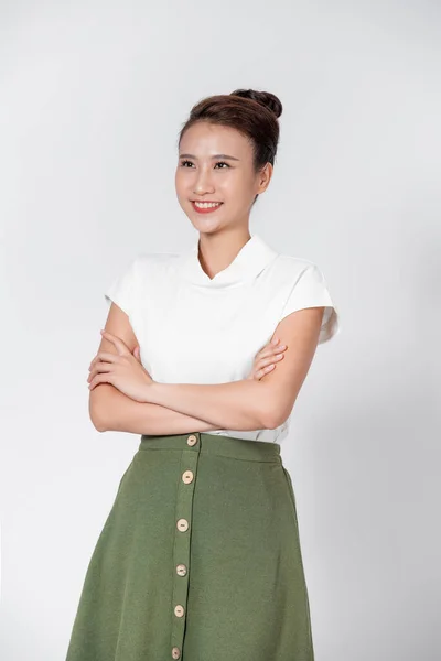 Leende Ung Vacker Asiatisk Affärskvinna Gör Arm Korsade Gester Isolerad — Stockfoto
