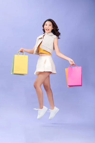 Boldog Gyönyörű Shopaholic Ázsiai Hordoz Bevásárló Táskák — Stock Fotó