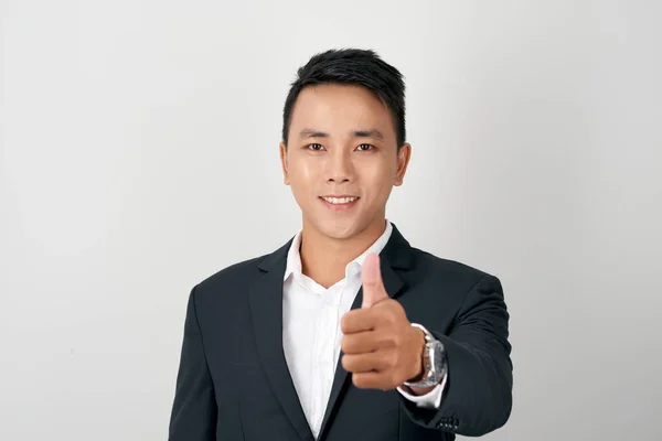 Gelukkig Aziatische Man Toont Duim Omhoog Voor Succes Concept — Stockfoto