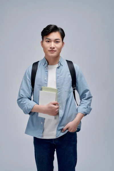Glimlachen Gelukkig Aziatische Jongeman Student Met Rugzak Staan Geïsoleerd Witte — Stockfoto