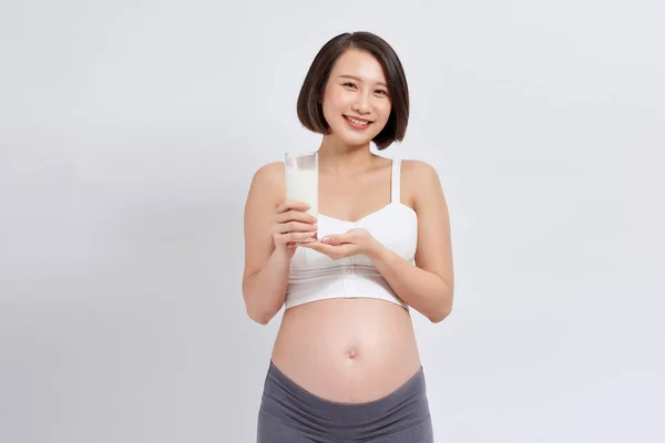 Cuidado Mujer Embarazada Asiática Con Leche —  Fotos de Stock