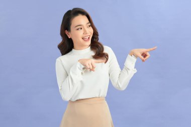 iş kadını boşaltmak üzerinde gösterilen