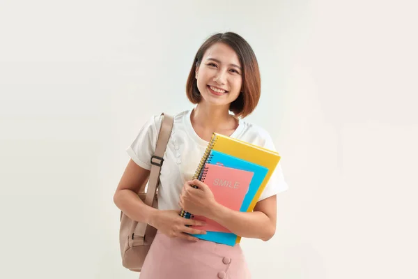 Portret Uśmiechniętej Studentki Koszuli Notatnikami — Zdjęcie stockowe