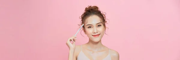 Aplicación Productos Maquillaje Ocular Cara Mujer — Foto de Stock