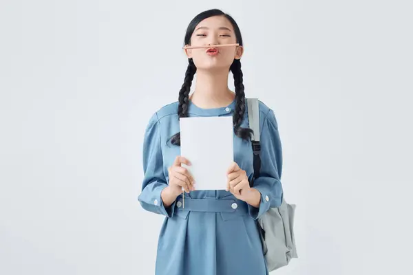 Porträt Einer Lustigen Studentin Die Als Schnurrbart Bleistift Zwischen Nase — Stockfoto