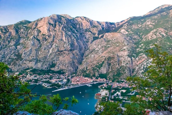 Schöne Aussicht Vom Berg Vrmac Auf Die Bucht Von Kotor Stockfoto