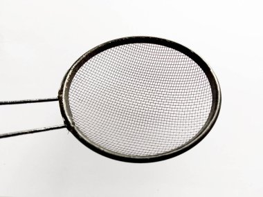 Siyah Süzgeç beyaz arkaplanda izole edildi 