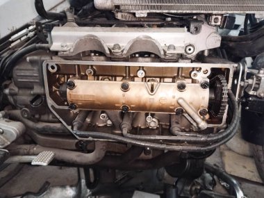 Araç Motoru Kapatma Görünümü - Makanik Tamir