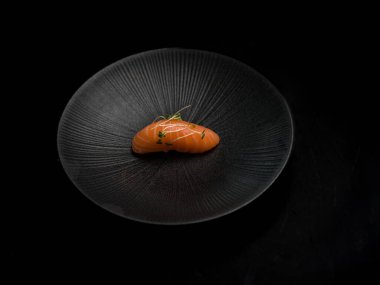Japon suşi eriştesi, Bento sakesi.