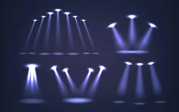 Realistische Spotlights Set Gerichte Lichtstralen Verlichten Gebieden Objecten Verbeteren Van — Stockvector