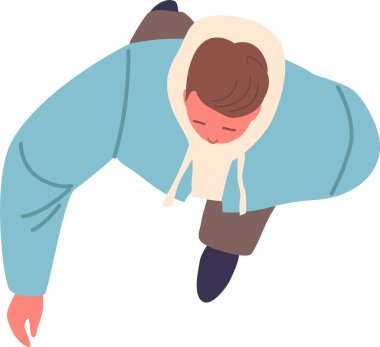 Genç adam dışarıda yürüyor.