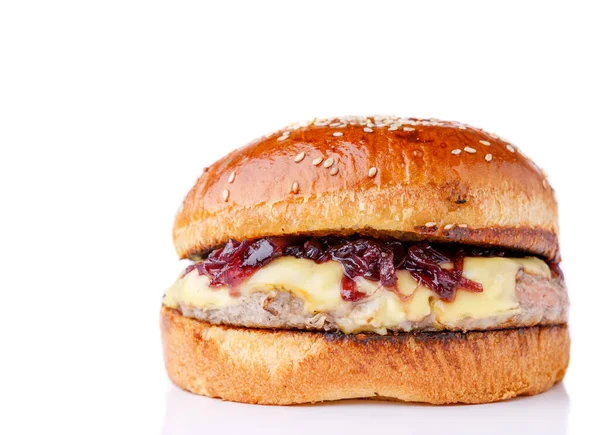 Restoran menüsü için beyaz arka planda bonfile, mantar, bal, marmelat, emmental, beyaz çörek.