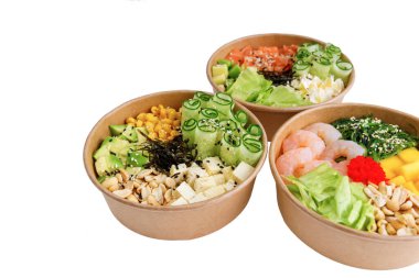 Lokanta menüsü 3 için beyaz arka planda üç kase.