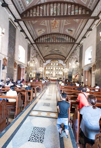 Cebu City Cebu Filippijnen Januari 2023 Vele Vrome Filippijnse Katholieken — Stockfoto