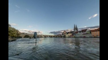 Regensburg, Bavyera, Almanya, 19 Kasım 2023, Tuna Nehri 'nin taşkın görüntüleri 19 Kasım Almanya