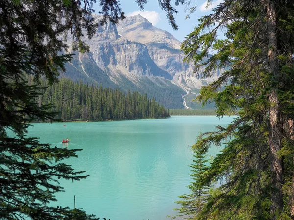 Canada Berg Lake Landscape: A breathtaking image capturing the natural beauty of Berg Lake in Canada.