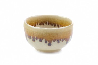 Seramik kase beyaz arkaplanı kapat.