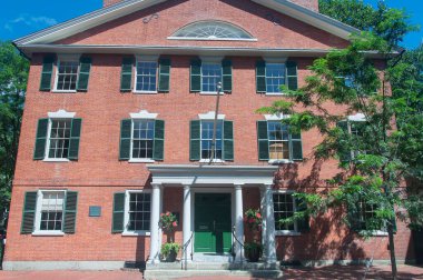 Salem, Massachusetts. 24 Ağustos 2019. Güneşli bir yaz gününde Salem Massachusetts 'teki tarihi hamilton Malikanesi.