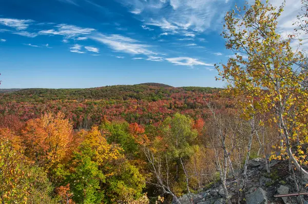 stock image An aerial view of the mountains around becket quarry in massachusetts on an autumn day.