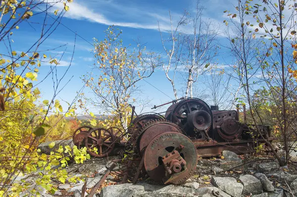 stock image Rusty antique machinery at Becket Quarry in Massachusetts on a sunny autumn day.