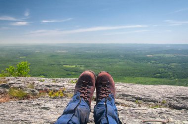 Sheffield Massachusetts 'teki Appalachian patikasındaki Mount Race' in manzarasının tadını çıkarıyorum..