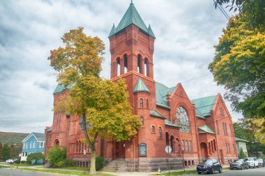 Tarihteki ilk metodist kilise 1893 'te Corning New York' ta sonbaharda bir sokak köşesinde inşa edildi..