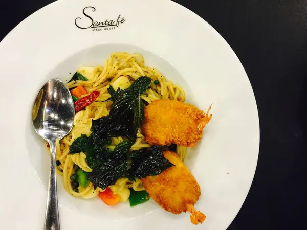 Ticari kullanım için restoranın yüksek kaliteli yemek görüntüsü 