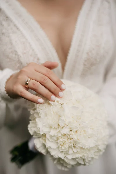 Authentisches Hochzeitskleid Aus Spitze — Stockfoto